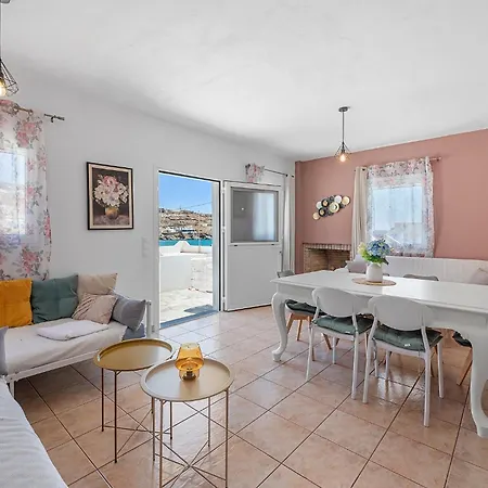 Prázdninový dům Seafront Maisonettes By Tinosstay