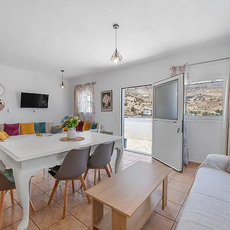 Prázdninový dům Seafront Maisonettes By Tinosstay *