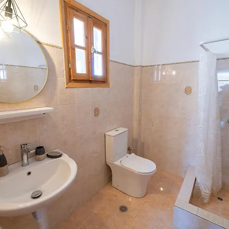 Prázdninový dům Seafront Maisonettes By Tinosstay *